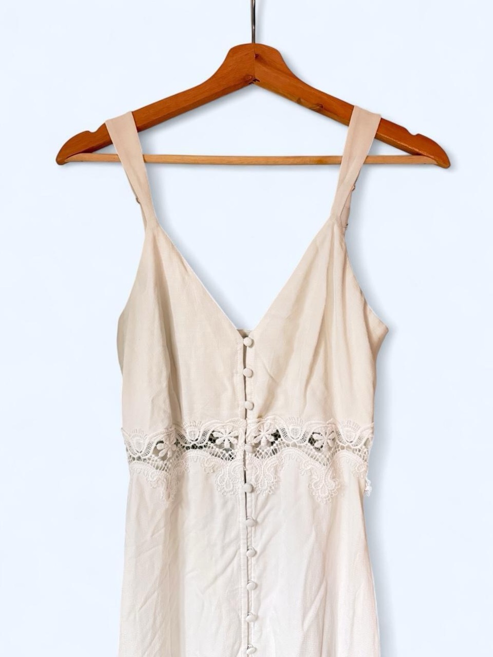 NWT GUESS Summer Cream Lace-Trim Maxi Dress size XS - Picture 2 of 6